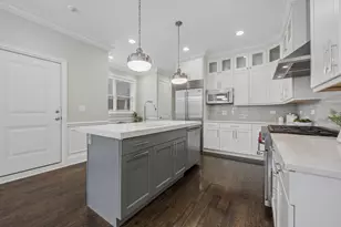 2740 N Seminary Ave, Chicago, IL 60614 - Photo 20