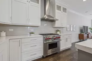 2740 N Seminary Ave, Chicago, IL 60614 - Photo 18