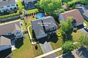 426 Farmhill Cir, Wauconda, IL 60084 - Photo 2