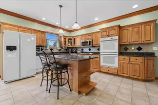 18854 S Palomino Ct, Shorewood, IL 60404 - Photo 14