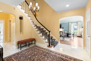 6657 N Le Mai Ave, Lincolnwood, IL 60712 - Photo 4