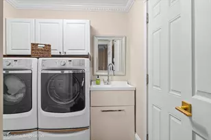 675 Oak St, Roselle, IL 60172 - Photo 18