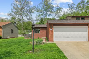 3304 Halifax Dr, Champaign, IL 61822 - Photo 2