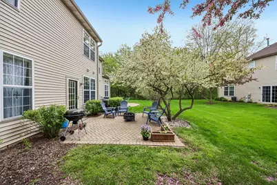 612 Shakespeare Drive, Grayslake, IL 60030 - Photo 30