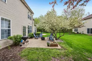 612 Shakespeare Dr, Grayslake, IL 60030 - Photo 30