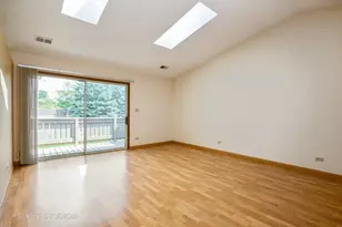1517 Commodore Ct, Schaumburg, IL 60193 - Photo 6