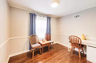 9529 Monroe Ave, Brookfield, IL 60513 - Photo 12