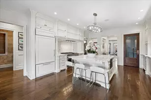 2148 W Giddings St, Chicago, IL 60625 - Photo 10