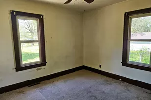 167 N Park St, Hoyleton, IL 62803 - Photo 10