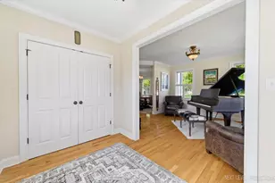 534 Walnut St, Batavia, IL 60510 - Photo 8