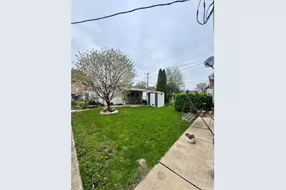 11322 S Avenue G, Chicago, IL 60617 - Photo 12