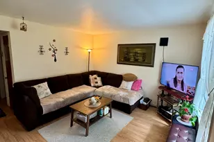 11322 S Ave G, Chicago, IL 60617 - Photo 2