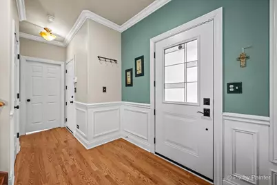 137 Oak Avenue, Wood Dale, IL 60191 - Photo 2