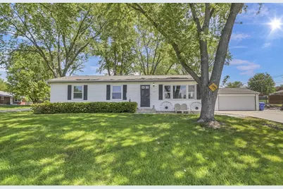 137 Birchwood Road, Carpentersville, IL 60110 - Photo 1