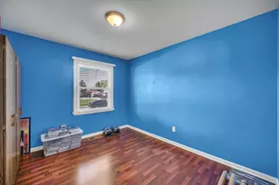 137 Birchwood Rd, Carpentersville, IL 60110 - Photo 10