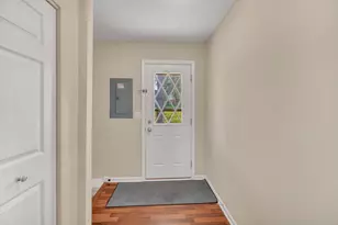 137 Birchwood Rd, Carpentersville, IL 60110 - Photo 8