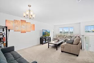 1813 Spinnaker St, Pingree Grove, IL 60140 - Photo 2