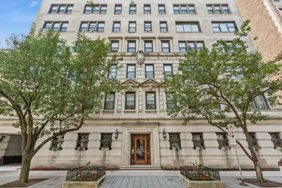 2912 N Commonwealth Avenue #7D, Chicago, IL 60657 - Photo 1