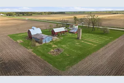 12228 Black Road, Morrison, IL 61270 - Photo 28