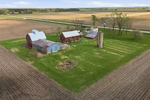 12228 Black Rd, Morrison, IL 61270 - Photo 28