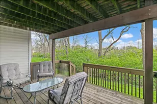 8113 Sierra Woods Ln, Carpentersville, IL 60110 - Photo 28