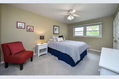 46 Sussex Court, Naperville, IL 60540 - Photo 24