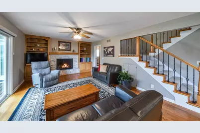 46 Sussex Court, Naperville, IL 60540 - Photo 6
