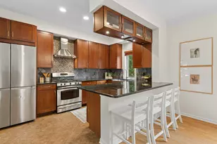 3312 N Racine Ave, Chicago, IL 60657 - Photo 10