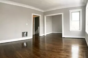 9133 S Essex Ave, Chicago, IL 60617 - Photo 2