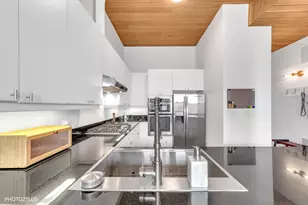 2250 W Ohio St, Chicago, IL 60612 - Photo 14