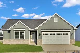 704 Cates Dr, Mahomet, IL 61853 - Photo 2