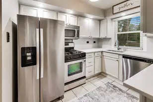11000 S Trumbull Ave, Chicago, IL 60655 - Photo 38