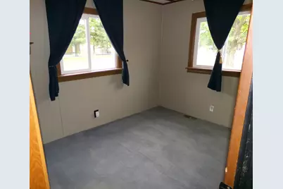 1104 Van Buren Avenue, Sandoval, IL 62882 - Photo 14