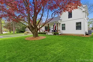 728 N Lincoln Ave, Geneva, IL 60134 - Photo 2