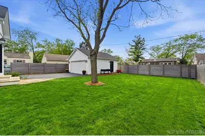 728 N Lincoln Avenue, Geneva, IL 60134 - Photo 26