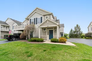 609 Arbor Cir, Lakemoor, IL 60051 - Photo 2