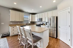 735 Glenwood Dr, South Elgin, IL 60177 - Photo 6
