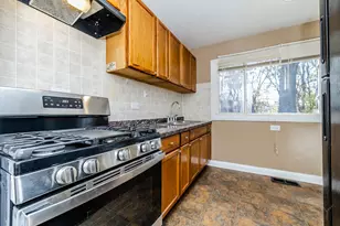 709 163rd St, Calumet City, IL 60409 - Photo 4