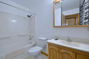 377 E Montana Ave, Glendale Heights, IL 60139 - Photo 16