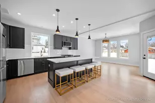 100 E Adams Ave, Villa Park, IL 60181 - Photo 6
