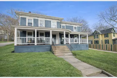402 S Ottawa Avenue, Dixon, IL 61021 - Photo 2