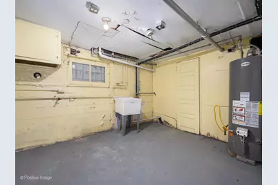 920 N Kedvale Avenue, Chicago, IL 60651 - Photo 20