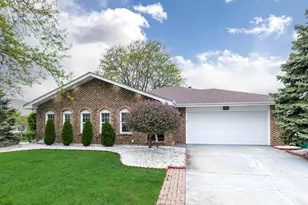 15542 Catalina Ct, Orland Park, IL 60462 - Photo 6