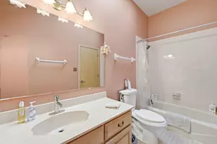 9081 Del Prado Dr, Palos Hills, IL 60465 - Photo 22