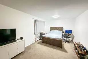 2612 N Windsor Dr, Arlington Heights, IL 60004 - Photo 4