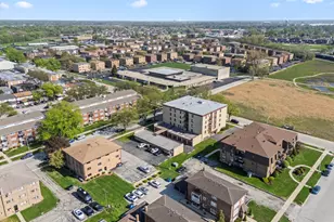 5800 W 105th St, Oak Lawn, IL 60453 - Photo 4
