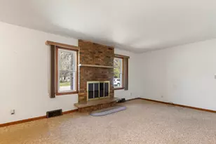 417 N Prairie St, Rockton, IL 61072 - Photo 8