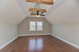 2838 N Hamlin Ave, Chicago, IL 60618 - Photo 36