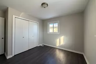 155 W Wayne Pl, Wheeling, IL 60090 - Photo 10