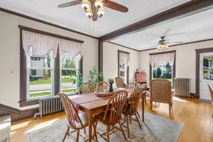 155 Maple St, Sugar Grove, IL 60554 - Photo 8